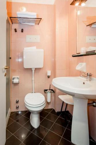 Rhi Porta Bologna Hotel Pieve di Cento Quarto foto