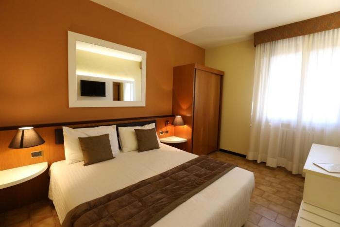 Rhi Porta Bologna Hotel Pieve di Cento Quarto foto