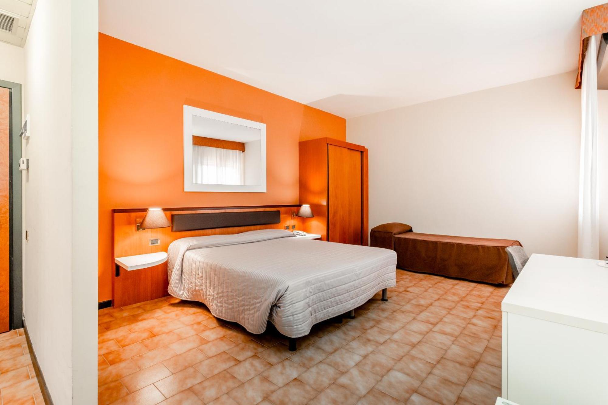 Rhi Porta Bologna Hotel Pieve di Cento Exterior foto